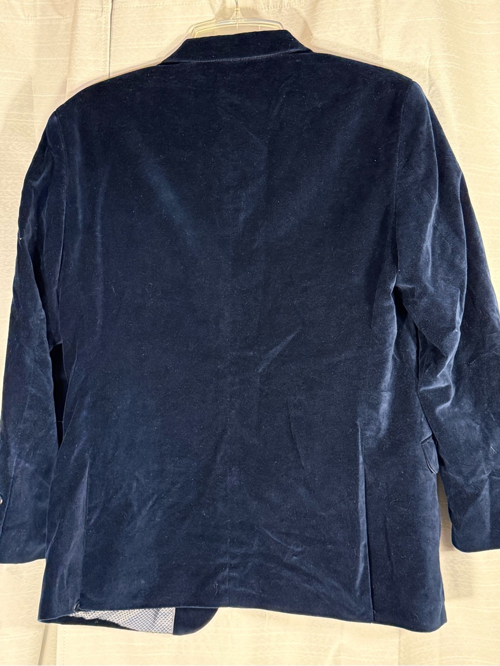 Madison Modern Fit Luxe Velvet 40R Men's Navy Blazer - Classic Two-Button Jacket - Picture 4 of 5